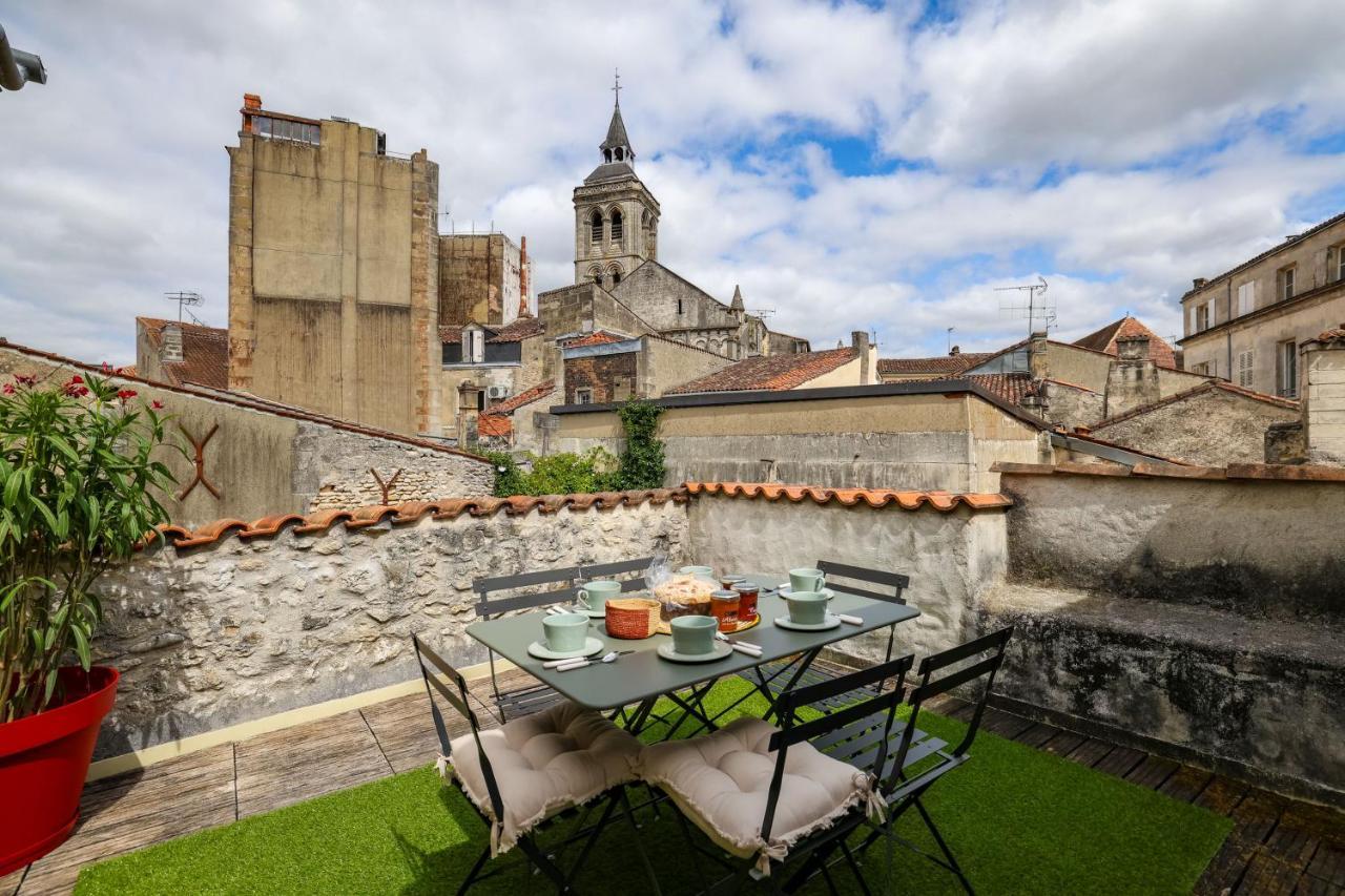 Tour Du Palais #Terrasse #Vue Apartment Cognac Bagian luar foto